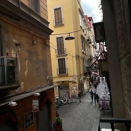 In Love: Balconcino Spaccanapoli Apartamento *