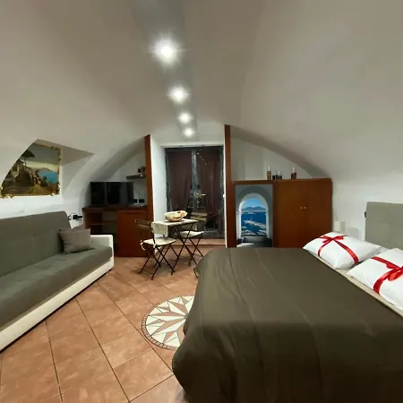 Apartamento In Love: Balconcino Spaccanapoli Nápoles
