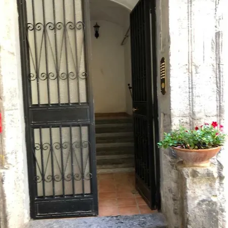In Love: Balconcino Spaccanapoli Apartamento *