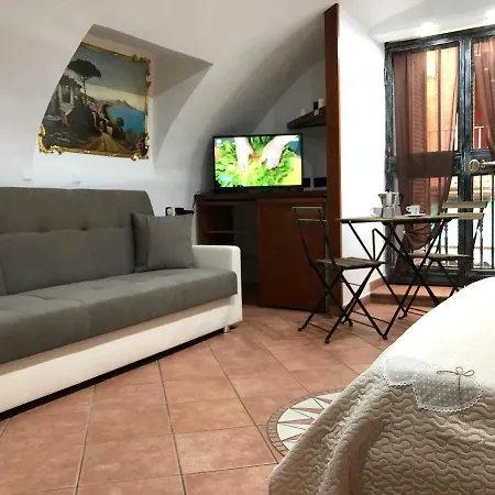 In Love: Balconcino Spaccanapoli Apartamento *